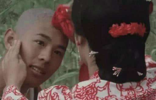 少林寺李连杰被追的片段,少林寺李连杰版是怎么拍的