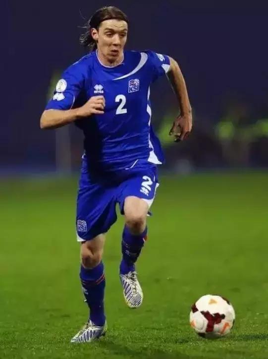 冰岛队进过几次世界杯成绩如何,2016年冰岛国家队