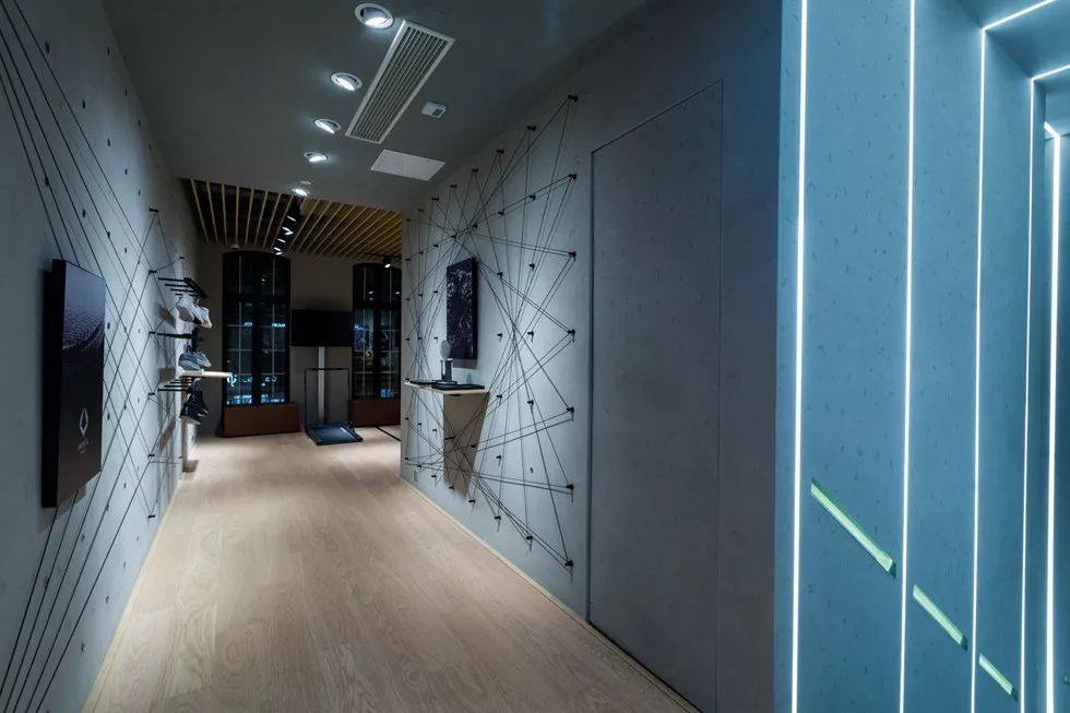 种草｜3D打印的球鞋很厉害？这间鞋履黑科技中心了解一下