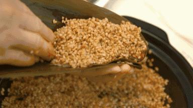 竹筒粽子一次吃不完怎么保存,煮熟的粽子吃不完怎样保存