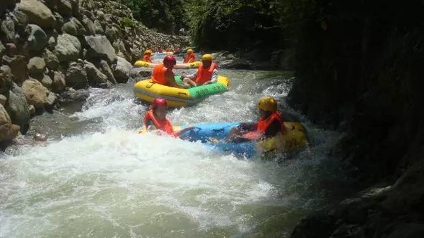 千岛湖有哪些漂流的地方,千岛湖旅游攻略漂流
