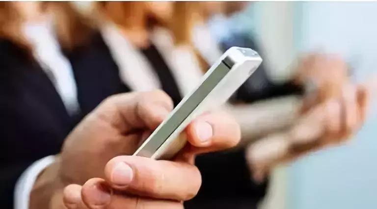 手机打多了容易得脑瘤吗,因手机引发脑瘤