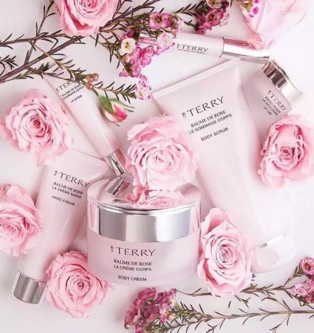 连明星都推荐的化妆品,blackpink韩妆和欧美妆