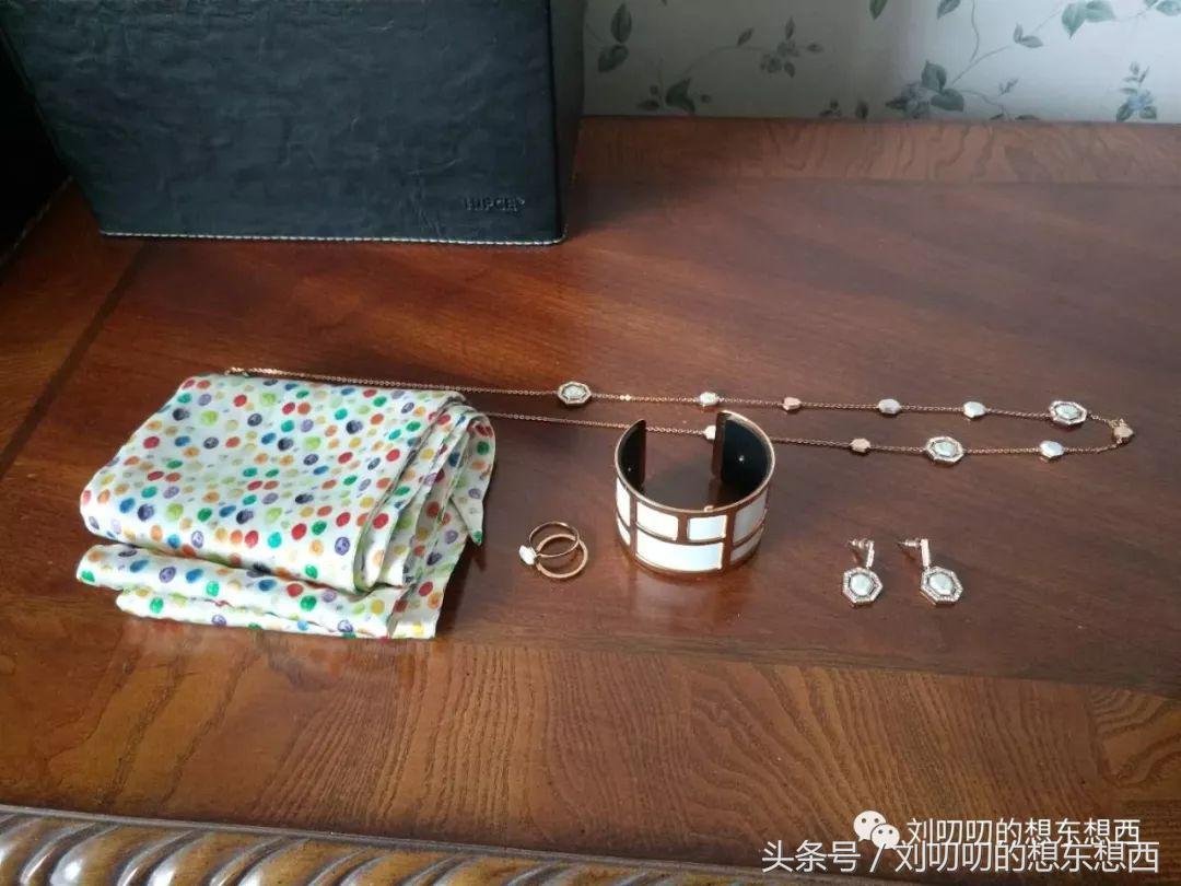 平价日常穿搭分享,平价质感配饰分享