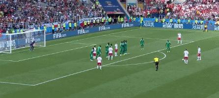 波兰前锋莱万多夫斯基进五球,波兰神锋莱万多夫斯基