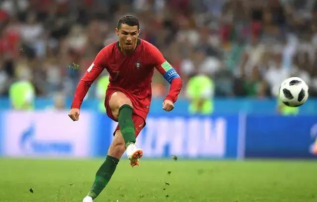 梅西想c罗了吗,梅西想晃过门将