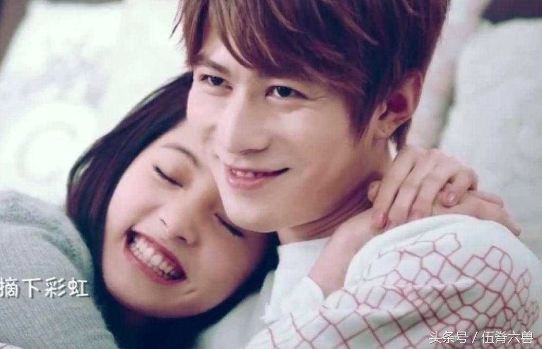 欧阳娜娜半年赚6443万！全家5口全靠她一人养活，网友：好女儿！