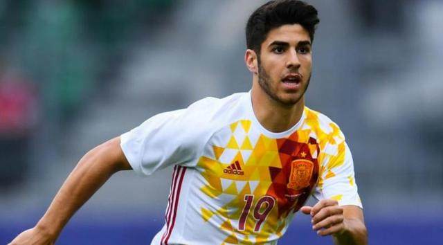 满足你熬夜看球的饥渴！女生们的深夜食堂：世界杯10大帅哥盘点