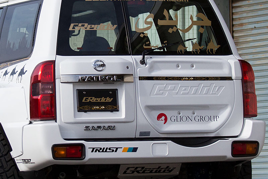 一代神车尼桑途乐y61,爆改日产途乐y61