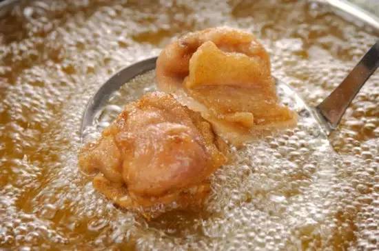 鸡蛋壳千万别扔16种妙用告诉你,鸡蛋壳不要随便扔超多妙用惊呆你