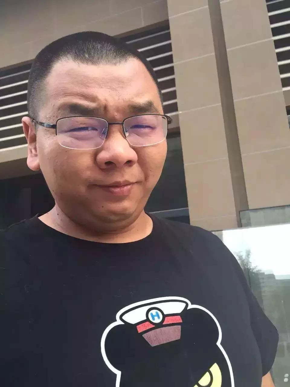 男朋友又胖又矮又丑怎么办,男朋友长得丑是一种怎样的体验