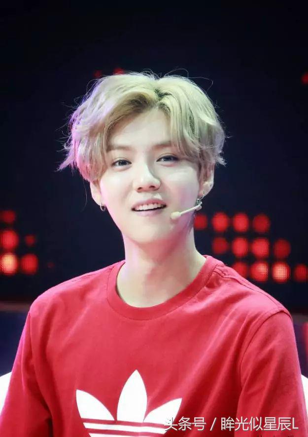 跟靳东发家致富，鹿晗解说圆梦，苏醒梅西吹，娱乐圈有这么多球迷