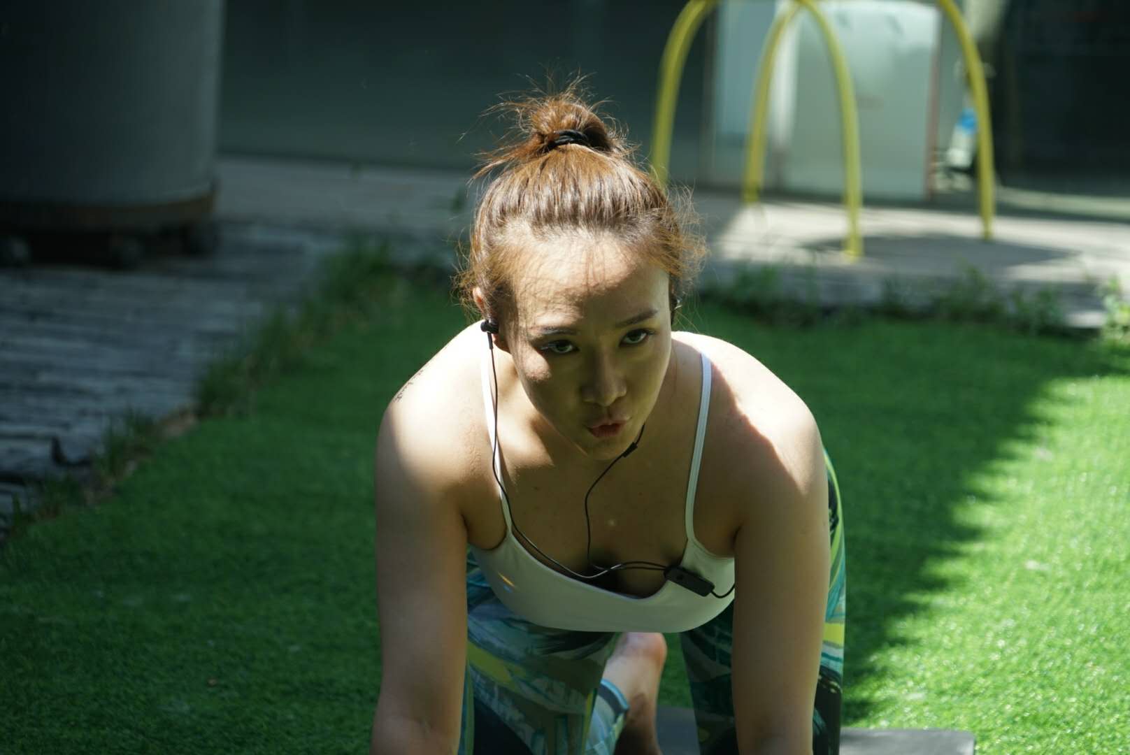 toppers e2主动降噪耳机续航测评 (topperse2降噪耳机测评)