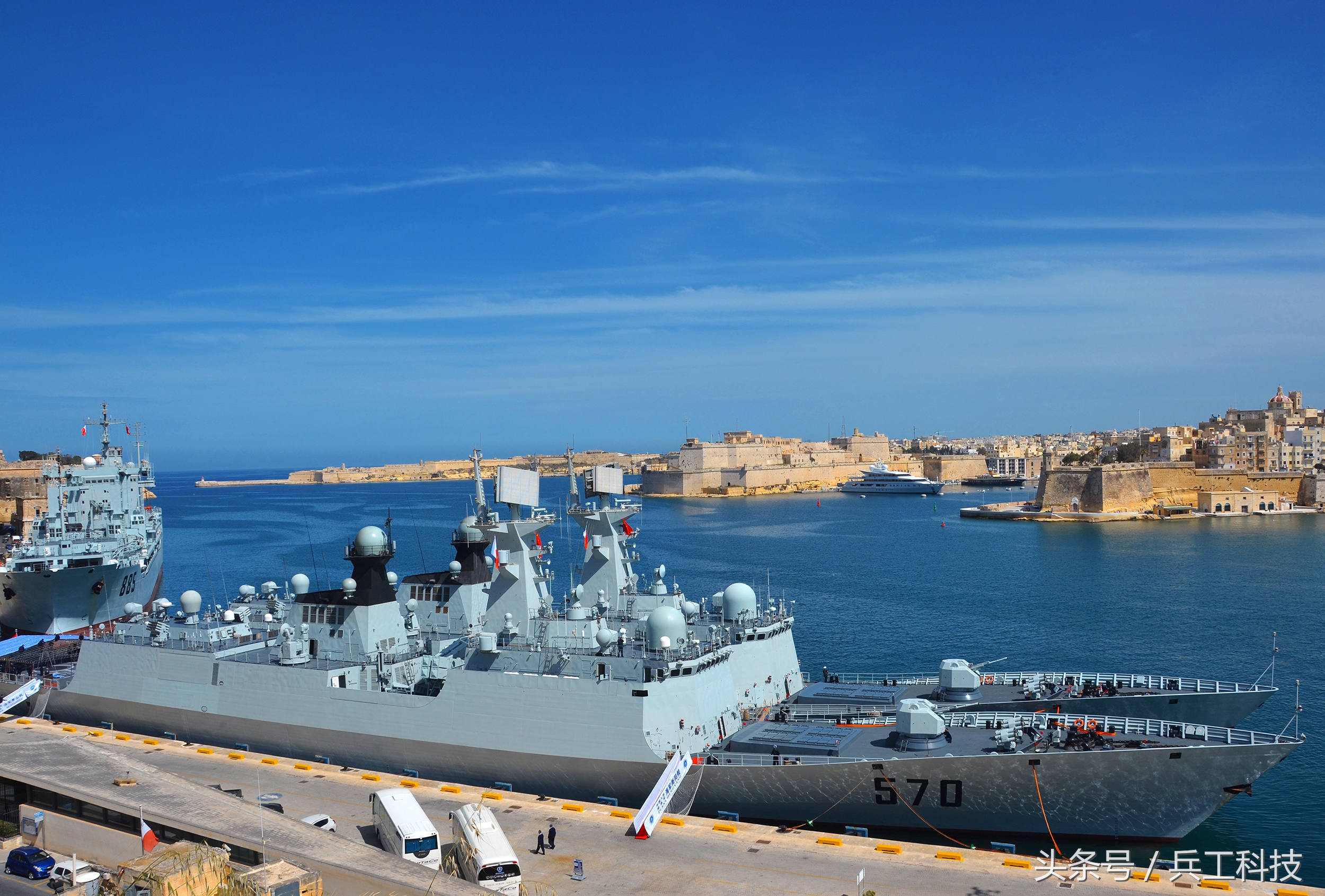 巴基斯坦为何要买中国的054A护卫舰？