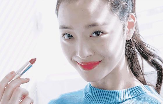夏天的唇釉口红推荐黄皮,夏天适合口红还是唇釉