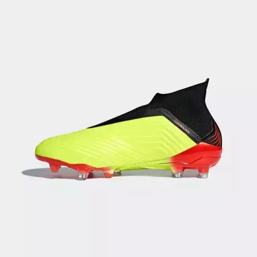 世界杯经典战靴,劲话论