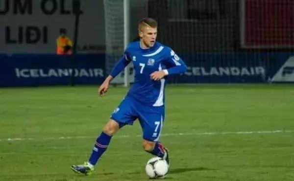 冰岛球队和墨西哥球队,冰岛足球是真的吗