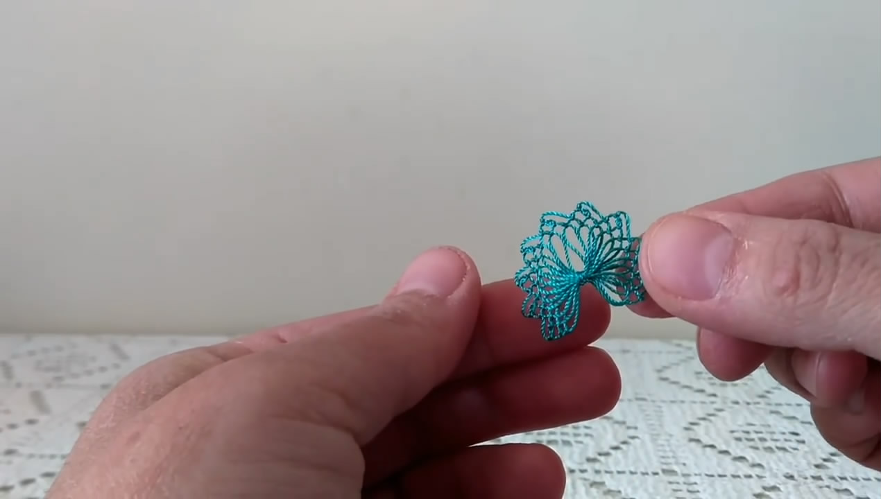 怎么可以用一根线做出好看的手工,一针一线缝成的手工花