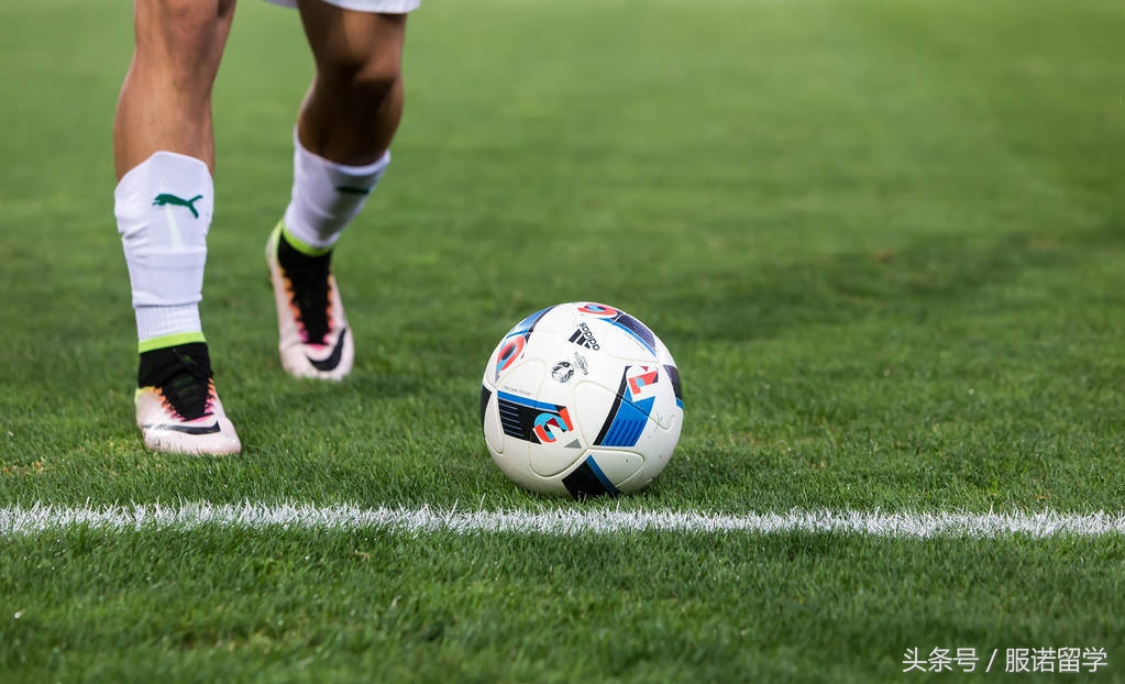 那些特别牛的足球过人,那些逆天的足球技术