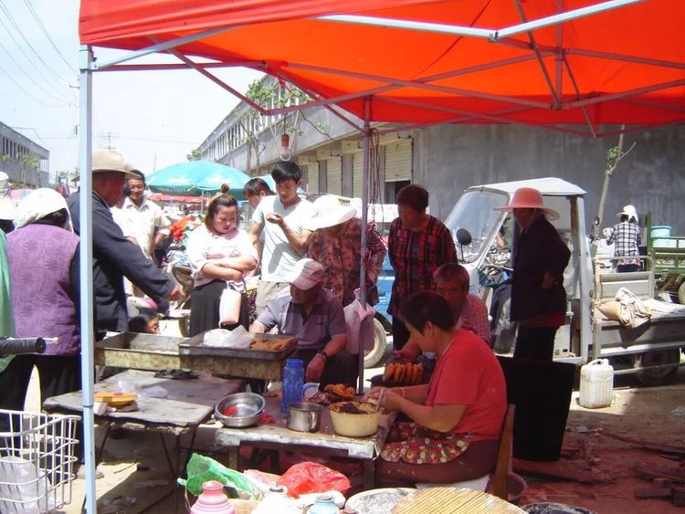 热闹的农村小院,八十年代农村集市
