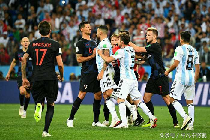 豪尔赫桑保利梅西,梅西炮轰桑保利视频