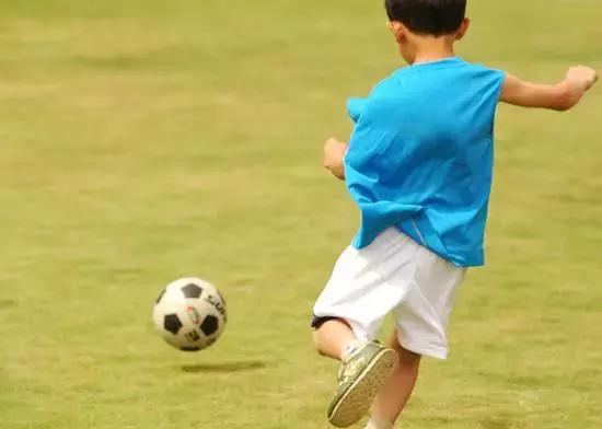 *球赌**风险大，世界杯期间不如做一件稳赚不赔的事情！