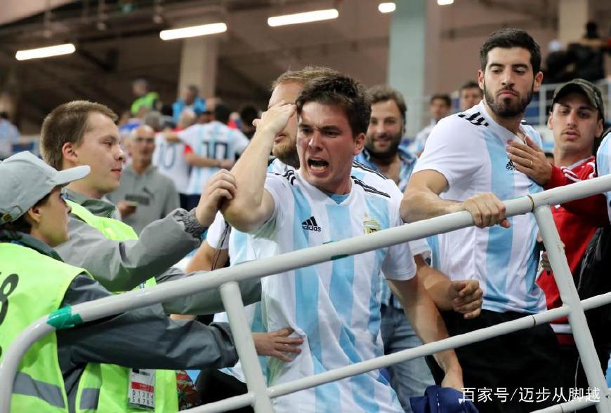 阿根廷3-0击败克罗地亚开场歌曲,阿根廷3-0克罗地亚球迷欢呼