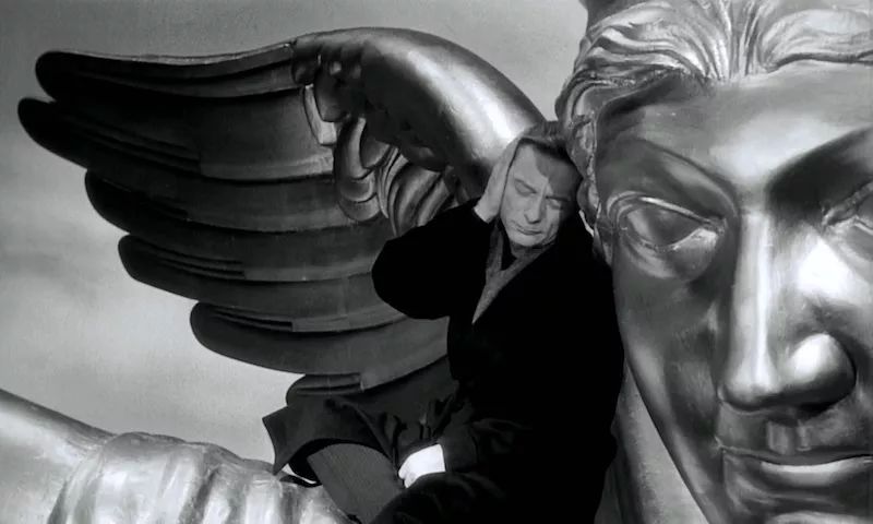 你看见穿过草地从雾中飘来的死气了吗｜罗伯特·瓦尔泽