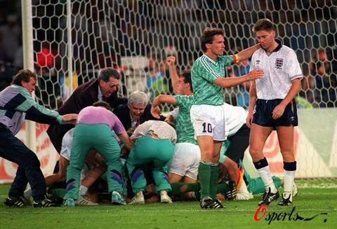 穆勒厄齐尔拉姆施泰因,穆勒厄齐尔克罗斯