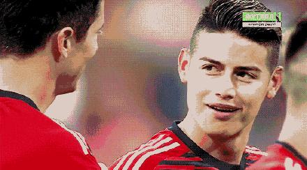 世界杯哥伦比亚j罗传球,2014世界杯哥伦比亚j罗对日本