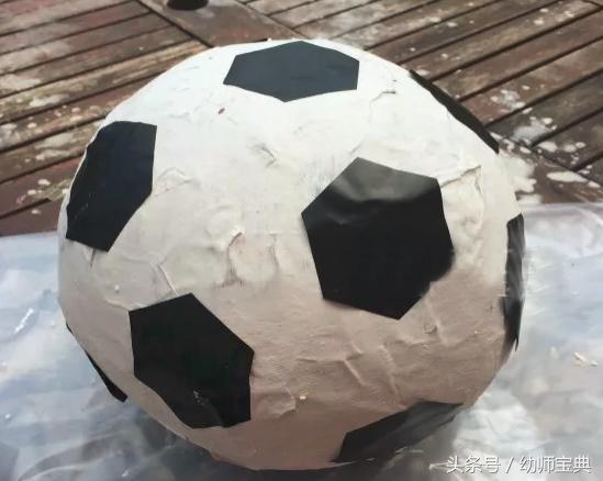 幼儿园创意足球手工简单,3-6岁幼儿手工简单世界杯