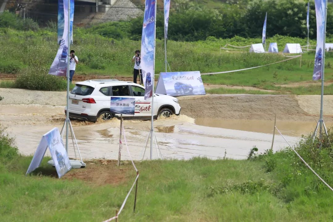 东风景逸x5稳定性,景逸x5到底有多强