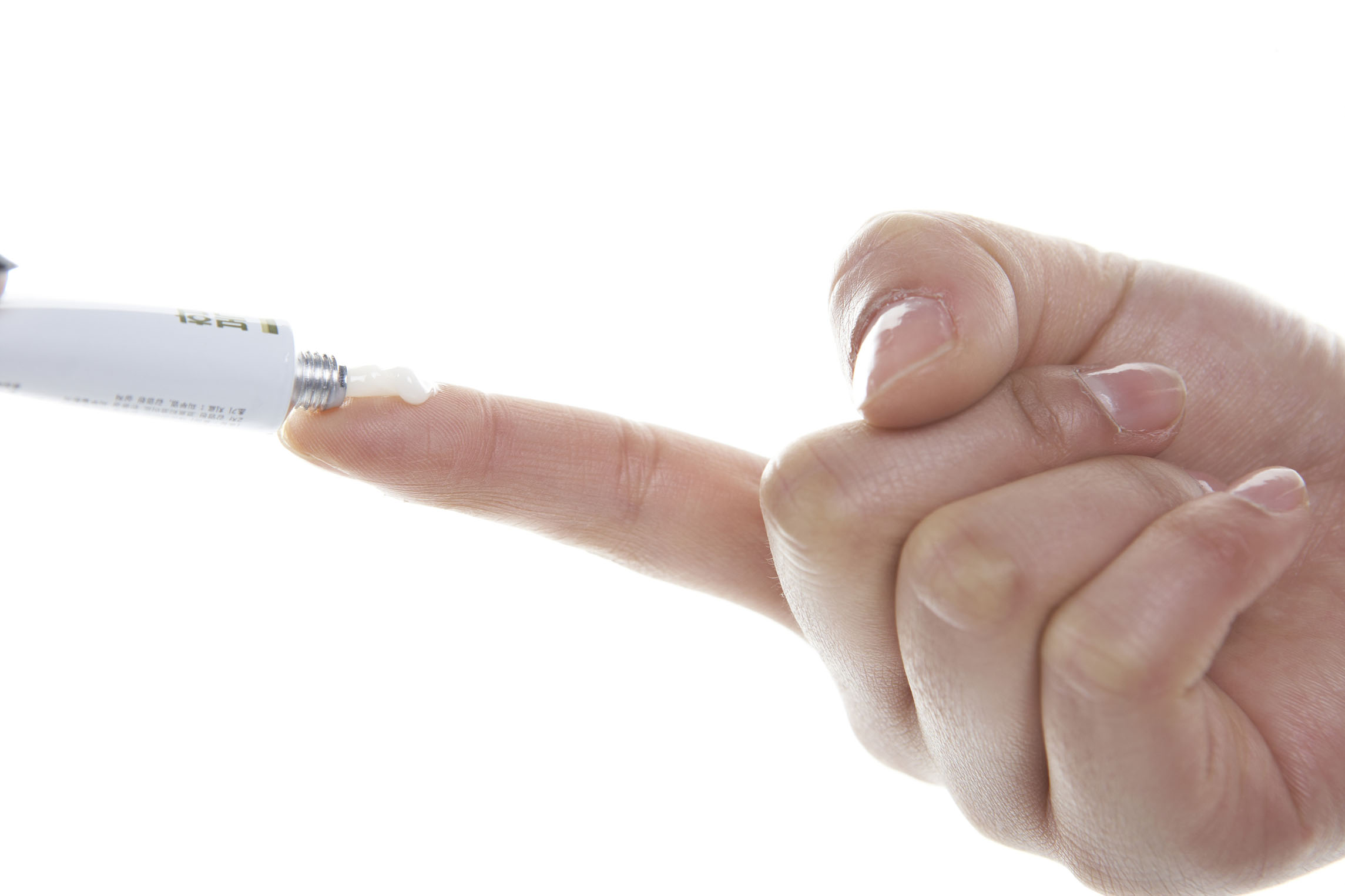 夏天老冒痘痘应该怎么调理,夏天长痘痘吃什么内调