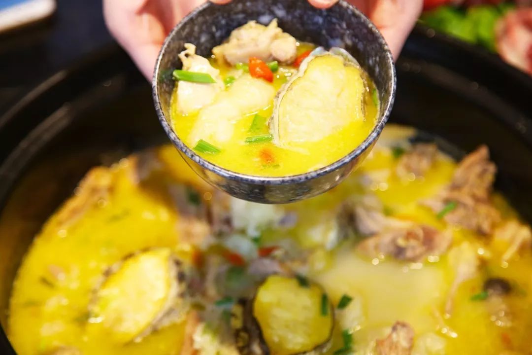 精炖8小时的金汤锅，急性子别来！