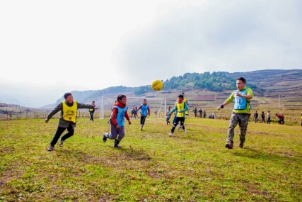 你还在熬夜看世界杯？动动手指，帮这些中国乡村小朋友圆足球梦吧