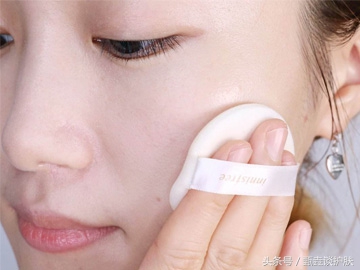 怎样擦粉底一整天不脱妆,如何一整天不脱妆不用定妆粉