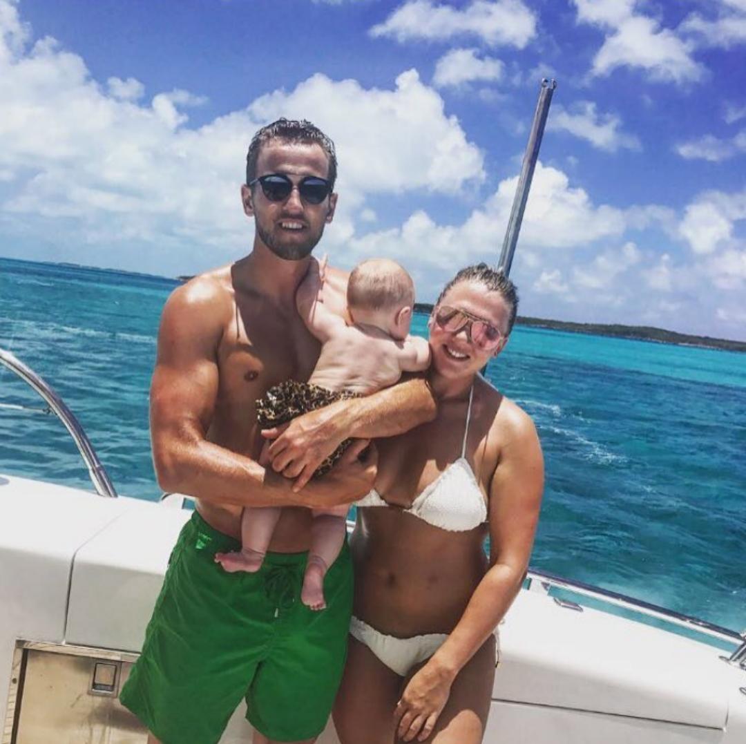 哈里凯恩领跑英超射手榜,哈里凯恩成为射手榜第一