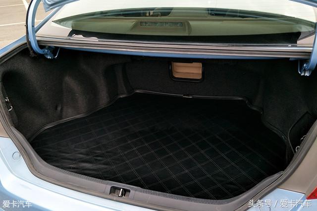 2019款凯美瑞2.5g豪华版二手车,都说丰田汽车好到底哪里好