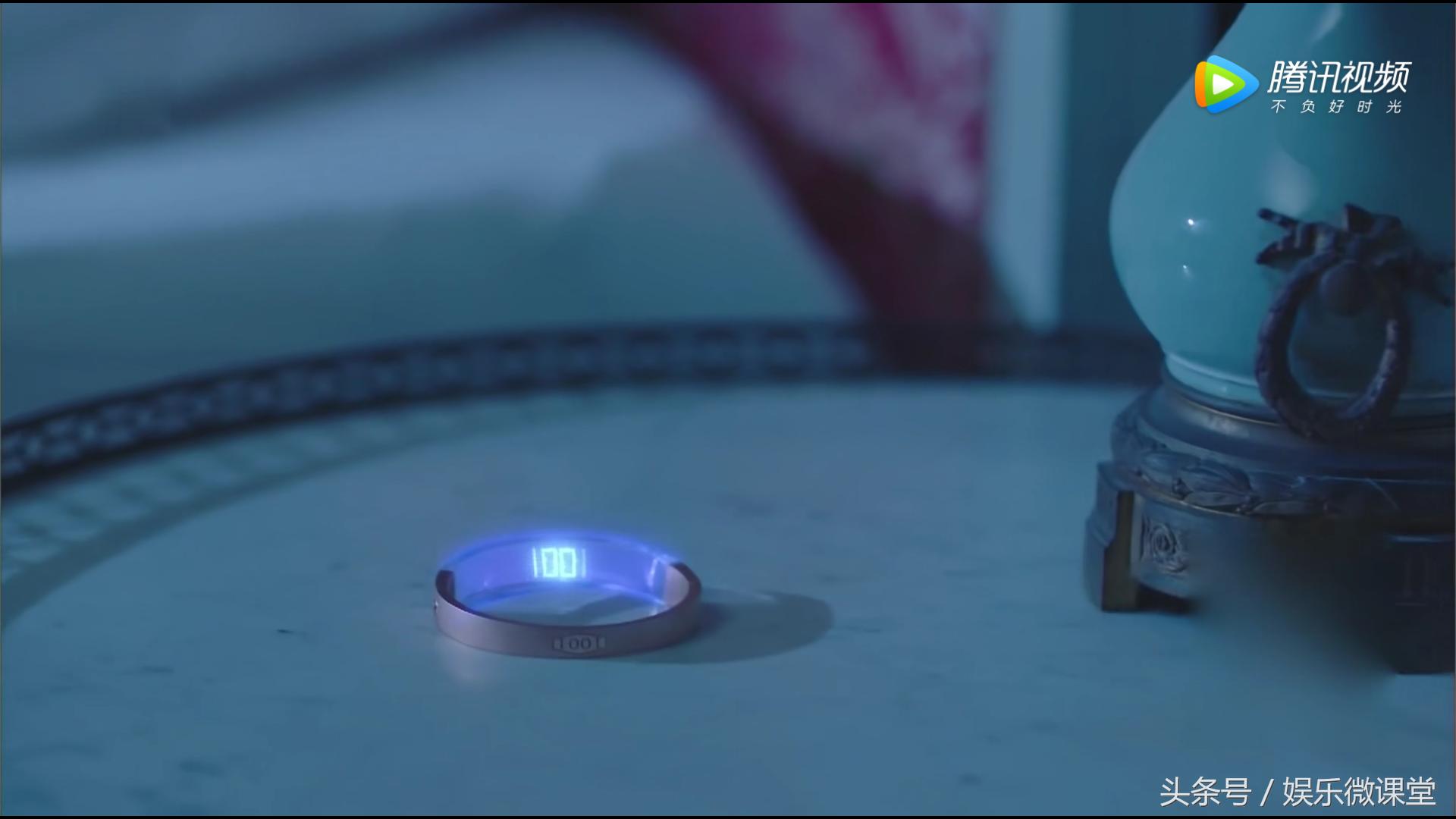 邓伦热巴新剧高甜，手环助攻恋情发展太快！网友：目测手环要火！