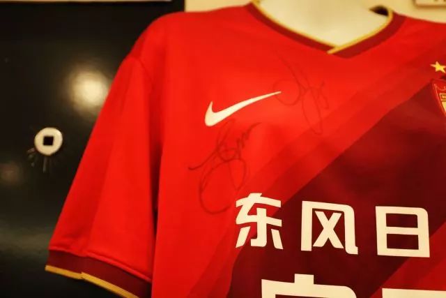 世界杯永恒，山水间，来清远恒大酒店边度假边看世界杯