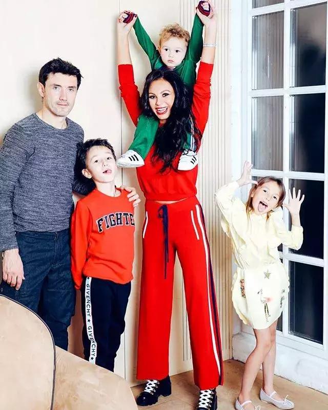 世界杯太太团惊艳全场,世界杯太太团颜值