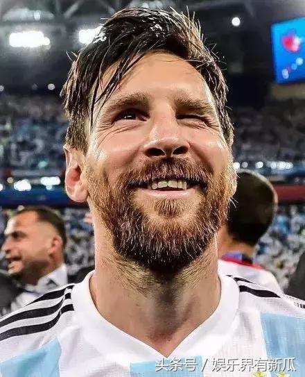 我是梅西我现在慌得一比,梅西完形填空