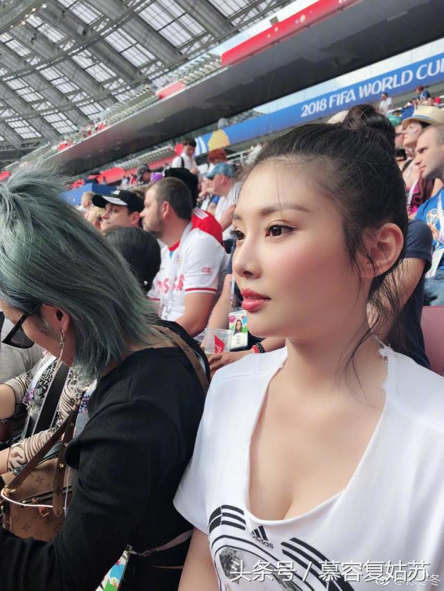 徐冬冬晒照秀腹肌,徐冬冬踢球前晒照