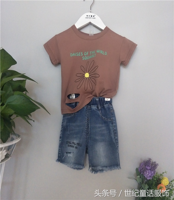 服装店生意不好的解决方法,服装店生意不好还要一直进货吗