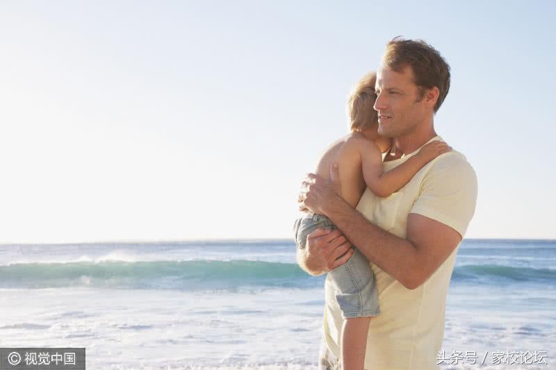 8岁女孩给爸爸写的作文,小女孩作文我的爸爸