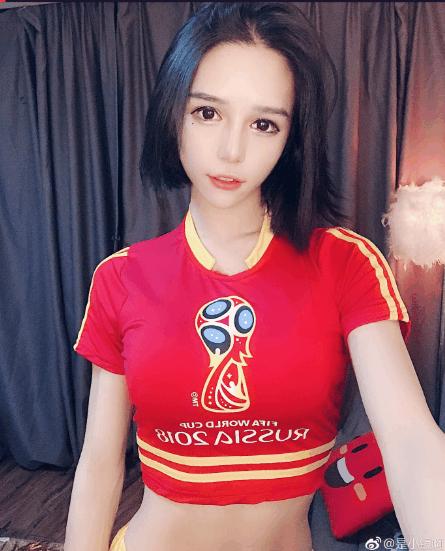 涓绘挱灏忛摱娣″鍑鸿,涓绘挱灏忛摱璺宠垶瑙嗛