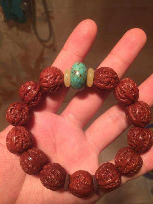 佛肚小核桃手串包浆图,挑选文玩核桃的六无诀窍