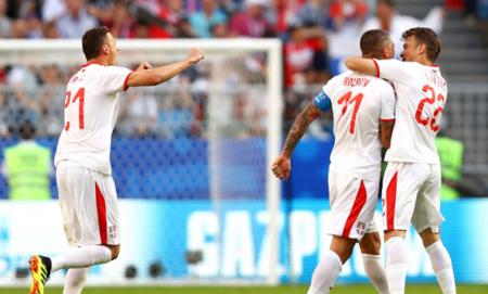 世界杯最先出局的16支球队,世界杯最令人失望的两支球队