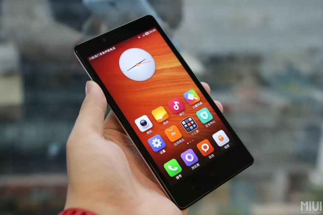 雷军和董明珠的赌局是如何开始的,董明珠与雷军10亿赌局已分胜负