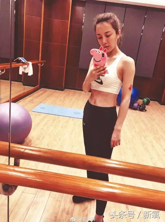 35岁杨幂与34岁赵丽颖谁更美,颜值大比拼赵丽颖杨幂